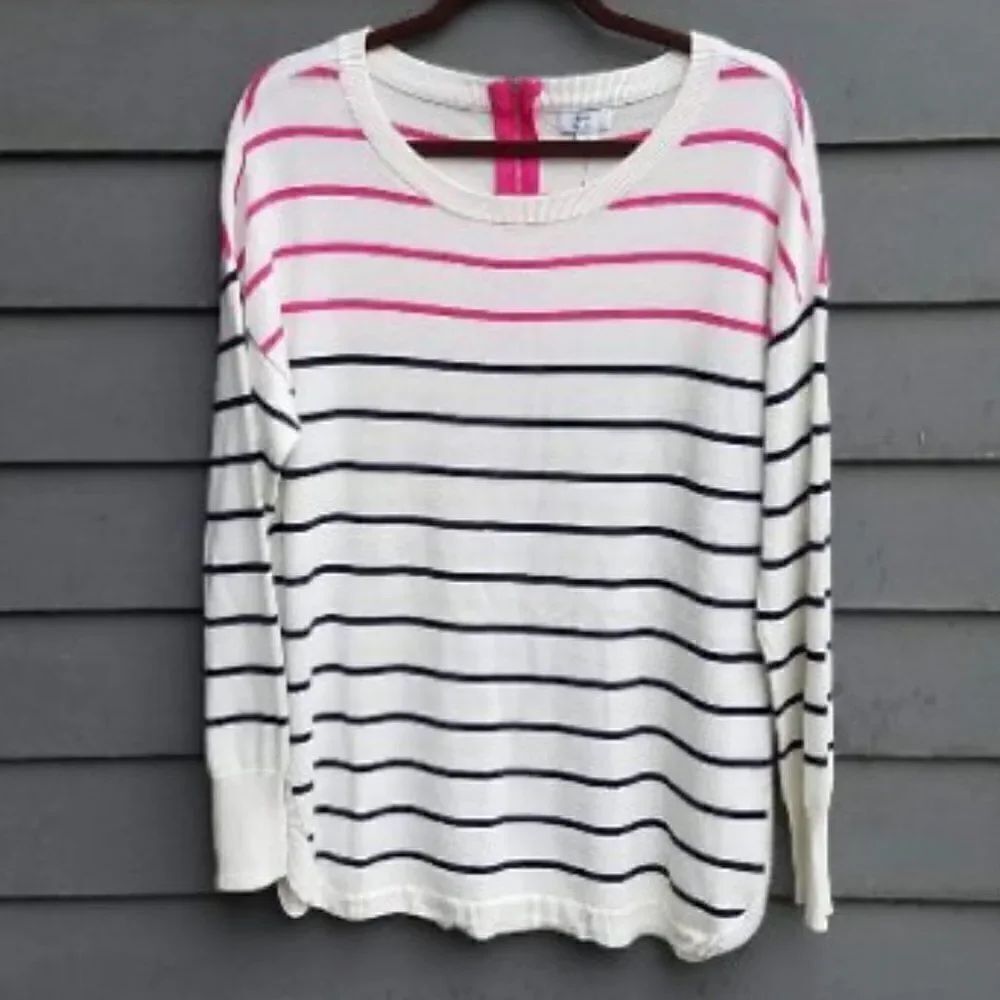 Crown & Ivy Pink & Black striped Sweater with Back Zip Size Medium